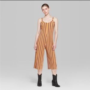 🎁🎁🎁 
Stripped romper